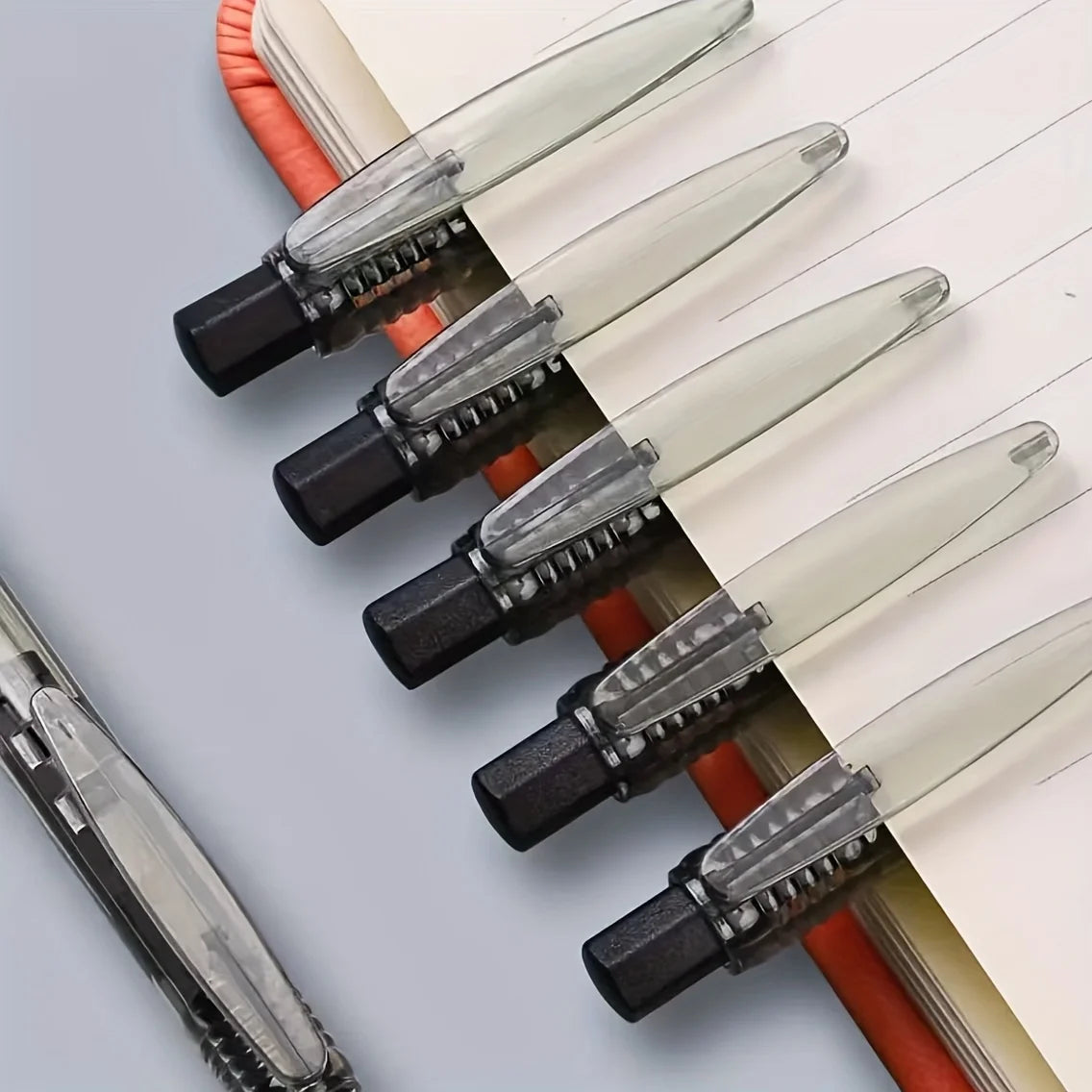 12pcs Retractable Ballpoint Pens,0.7mm Office Writing Pens,Smooth Writing,Suitable for Office and Student Writing,Christmas Gift